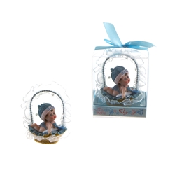 Mega Favors - Baby Crawling in Basket Poly Resin in Gift Box - Blue