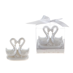Mega Favors - Pair of Swans with Crystals in Poly Resin in Gift Box - White