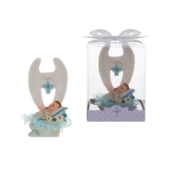 Mega Favors - Baby Laying Under Wings in Gift Box - Blue
